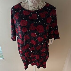 Lularoe Floral Red and Black Women's Irma top nwt XS